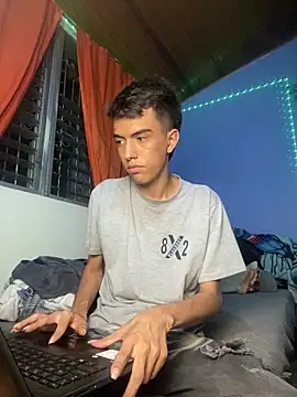 Juan Gomezz26 online show from April 10, 12:17 am