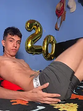 Juan Gomezz26 online show from February 14, 12:22 am