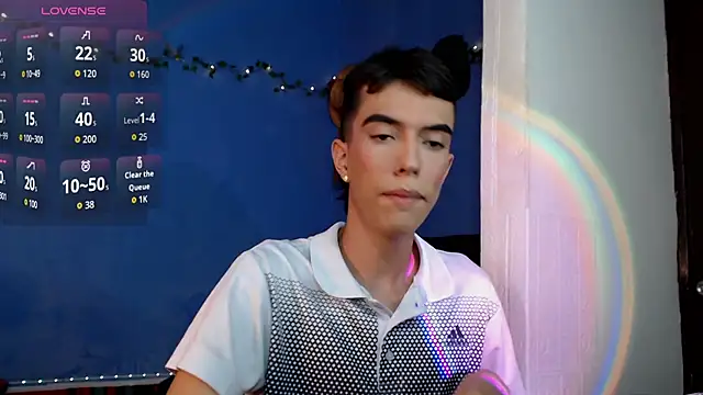 Snapshot of Juan_Gomezz26 chatting on June 25, 11:21 pm Juan Gomezz26 online show from June 25, 11:21 pm