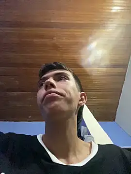 Juan Gomezz26 online show from March 21, 11:08 pm