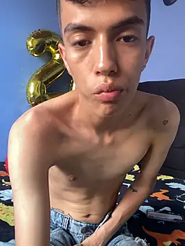 Juan Gomezz26 online show from February 15, 9:25 pm