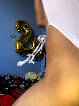 Snapshot of Juan_Gomezz26 chatting on December 15, 8:58 pm Juan Gomezz26 online show from December 15, 8:58 pm