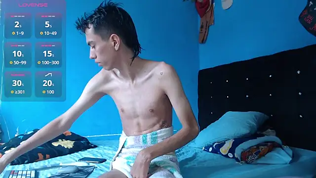 Juan Gomezz26 online show from May 15, 2:48 pm
