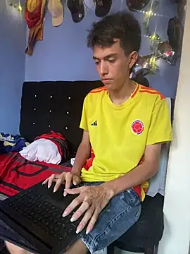 Juan Gomezz26 online show from March 26, 10:40 pm