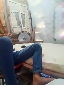 twobigscock23 online show from February 12, 5:02 pm