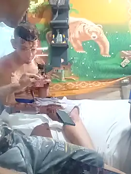 twobigscock23 online show from April 7, 10:00 pm