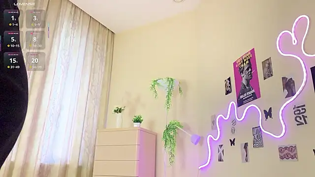 DreamyPalace online show from February 17, 1:19 pm