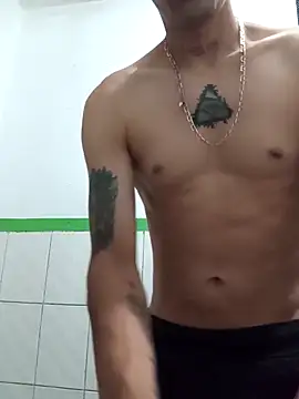 webbblack online show from December 17, 10:09 am