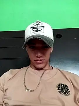 webbblack online show from December 15, 3:18 pm