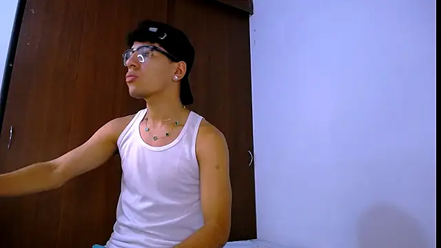 black men9 online show from January 12, 5:25 am