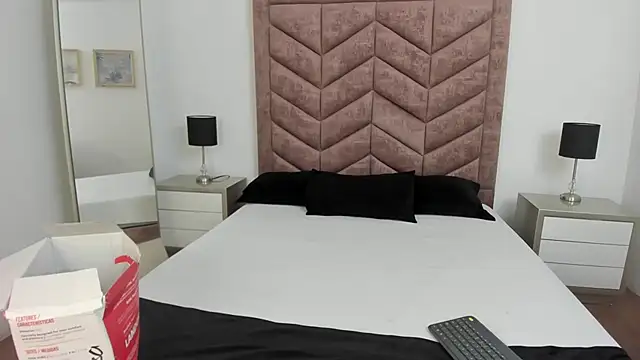 Scarlett  Noir online show from March 3, 8:16 pm