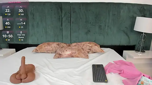 Scarlett  Noir online show from March 9, 8:23 pm