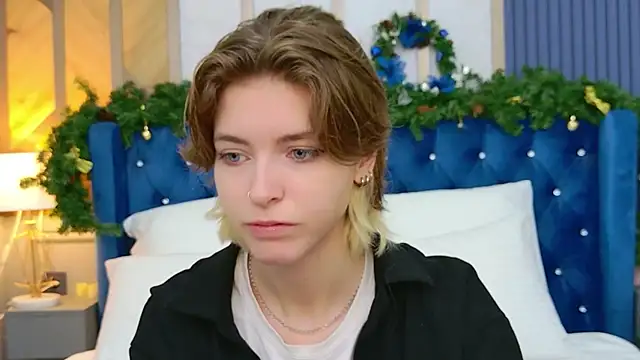 Misty Wade online show from January 12, 5:36 am