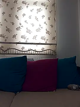 Atwsliiikizilll online show from February 22, 8:17 am