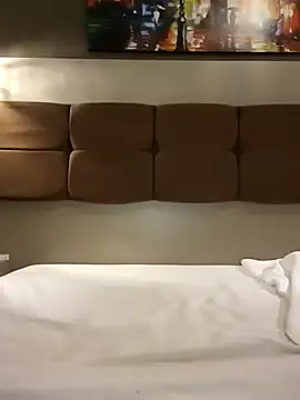 Atwsliiikizilll online show from December 15, 9:20 pm