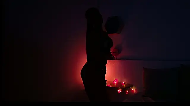 Zoehot 11 online show from February 10, 3:55 pm