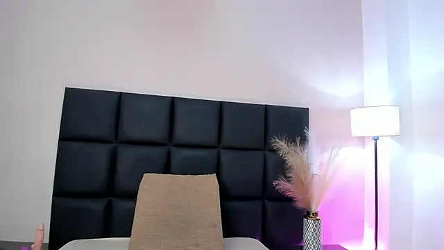 XenaRevelo online show from February 13, 12:43 am