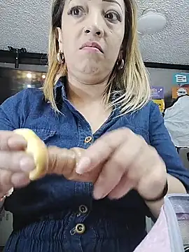 DanaMontana online show from March 10, 8:02 pm