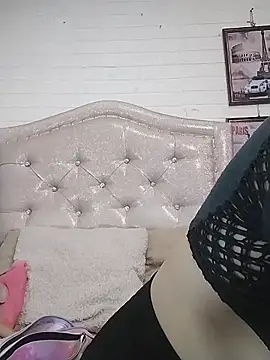 DanaMontana online show from March 19, 8:20 pm