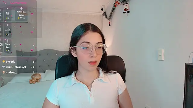 emmalove doll online show from February 13, 11:10 am