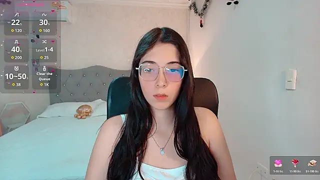 emmalove doll online show from February 12, 11:10 am