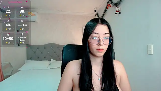 emmalove doll online show from January 10, 1:06 pm