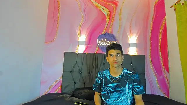 Hot Boys 69 online show from December 21, 5:09 am