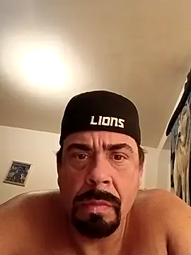 Snapshot of Sexybluice chatting on December 13, 8:37 pm Sexybluice online show from December 13, 8:37 pm