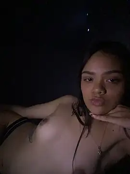 Snapshot of sadashikiss chatting on December 17, 9:53 pm sadashikiss online show from December 17, 9:53 pm