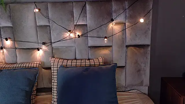 Miia Anderson online show from March 25, 11:53 am