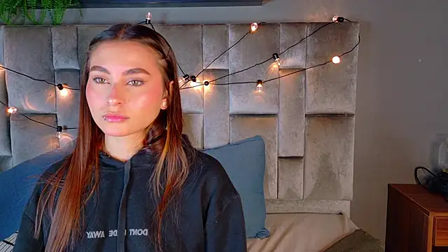 Miia Anderson online show from February 28, 11:54 am