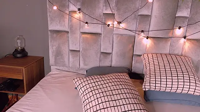 Miia Anderson online show from March 20, 12:28 pm