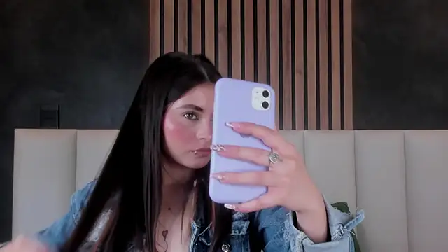 Miia Anderson online show from April 7, 12:18 pm