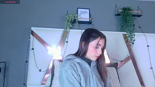 Miia Anderson online show from February 15, 12:26 pm