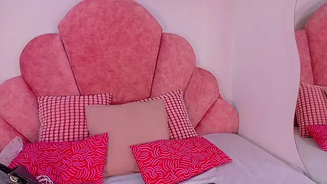 Miia Anderson online show from February 13, 7:58 pm