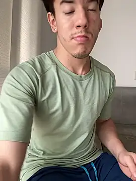 maxxcooper1 online show from January 15, 4:10 pm