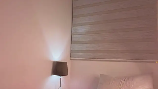 Snapshot of maxxcooper1 chatting on December 14, 3:57 am maxxcooper1 online show from December 14, 3:57 am