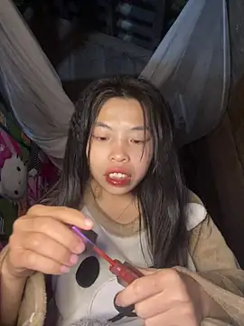 lux-su online show from February 8, 11:35 pm