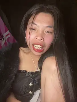 lux-su online show from March 12, 6:34 pm