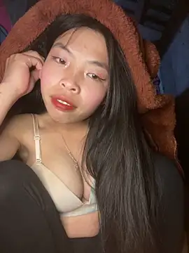 lux-su online show from March 7, 3:28 pm