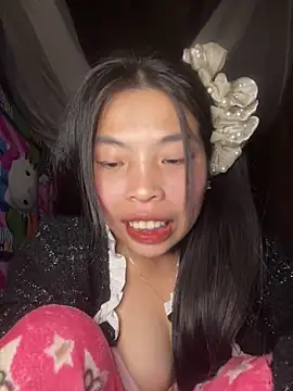 lux-su online show from February 13, 7:47 pm