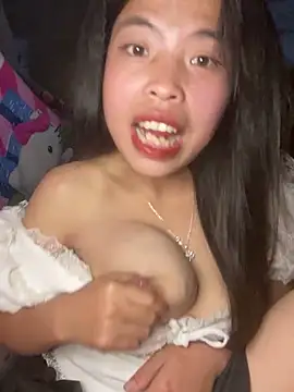 lux-su online show from March 1, 1:55 pm