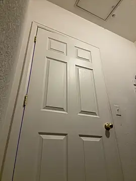 faces818 online show from April 28, 3:55 am