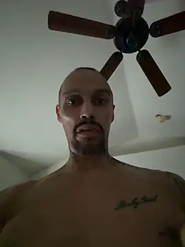 faces818 online show from March 15, 12:28 am