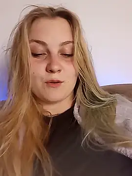 Snapshot of RebeFucksonn chatting on June 12, 9:56 pm RebeFucksonn online show from June 12, 9:56 pm