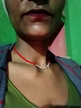 Maya Big55A online show from February 3, 7:41 pm