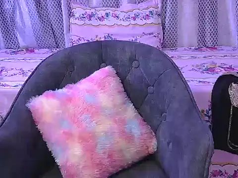 hey-pinky online show from February 4, 5:46 am