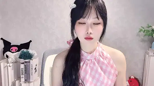 Pinkgirl520 online show from April 9, 3:08 am