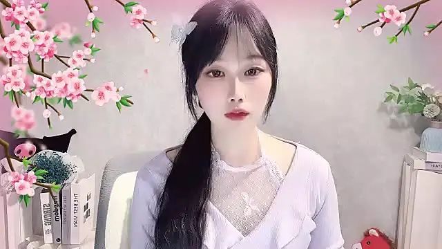 Pinkgirl520 online show from April 13, 12:20 pm