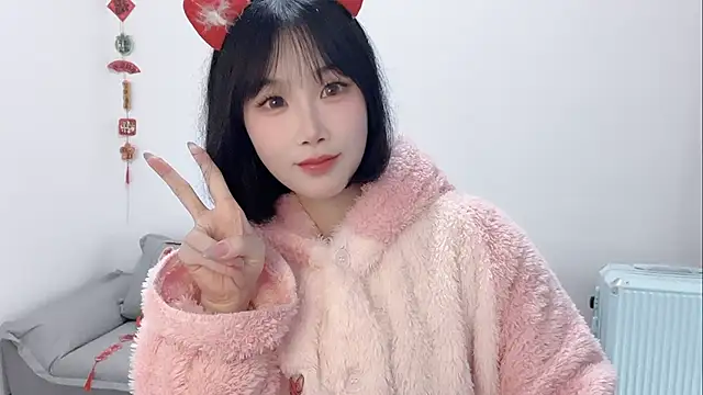 Snapshot of Pinkgirl520 chatting on February 15, 7:09 am Pinkgirl520 online show from February 15, 7:09 am